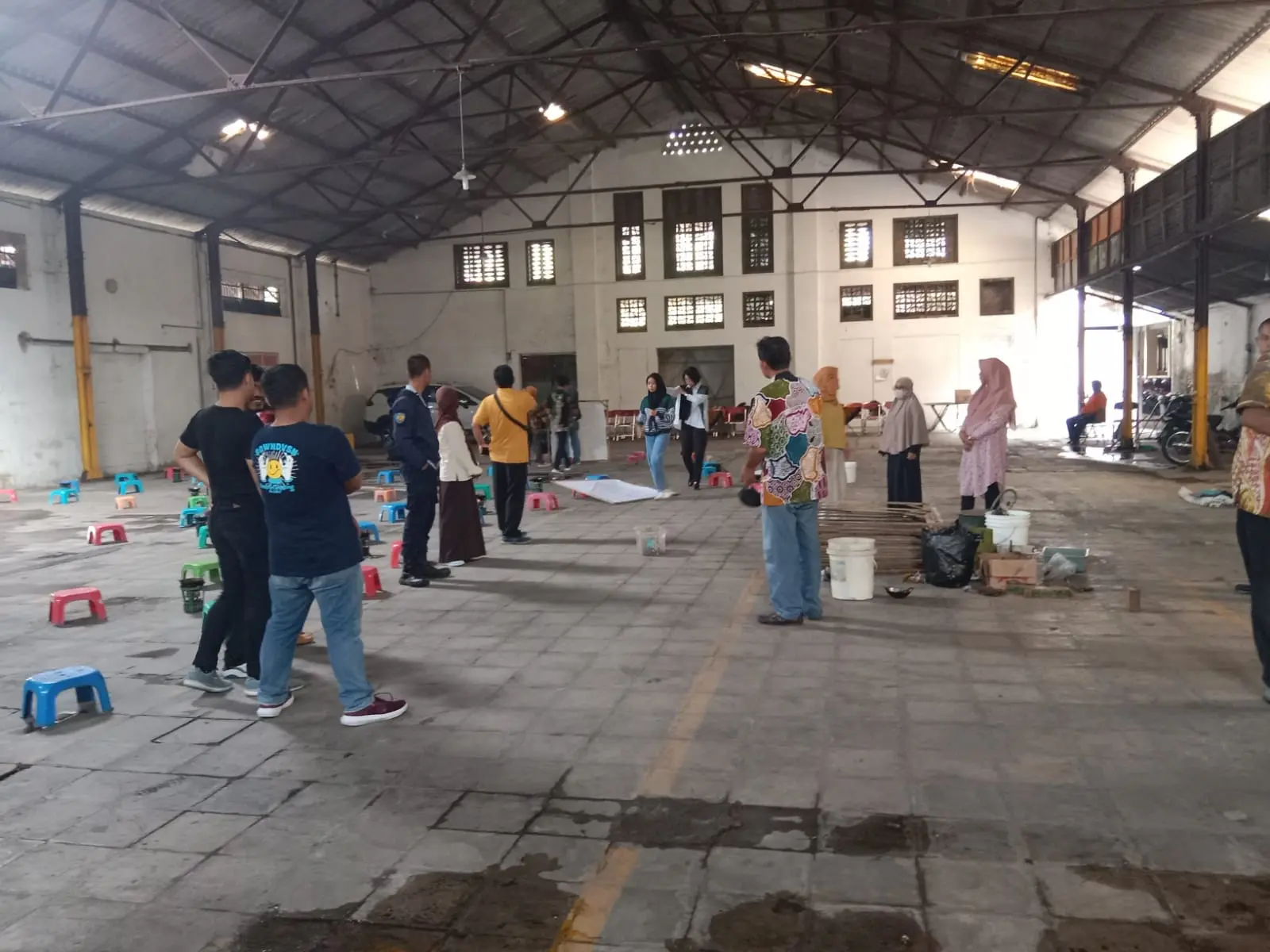 Pelatihan membatik mahasiswa UNIBA(50)